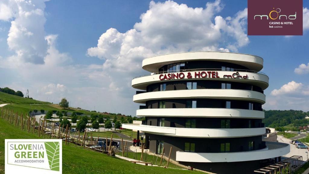 Place Near Casino Mond - Apartma Urska Sentilj Exterior photo